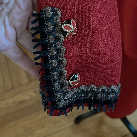 St. John Collection Red Skirt Suit with Black Trim - Picture 4 of 9